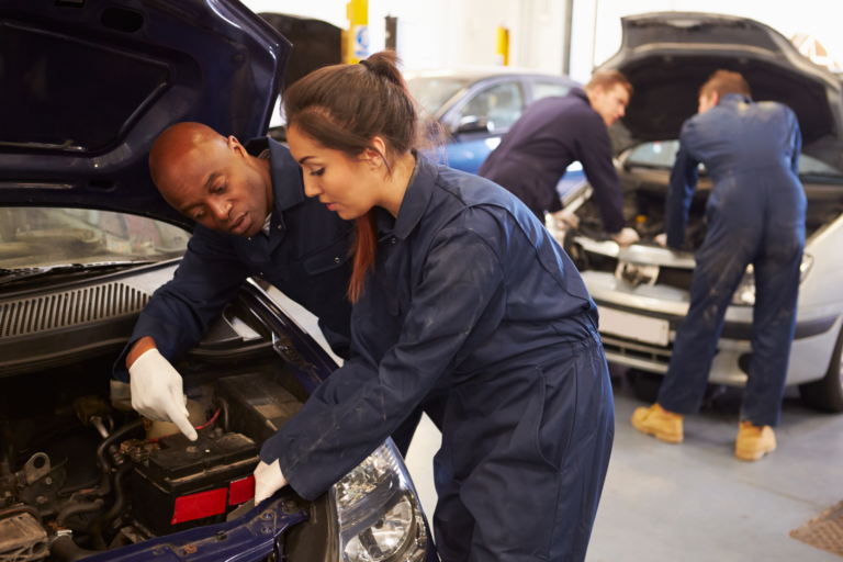Automotive-Service-Department-Training-768x512 image